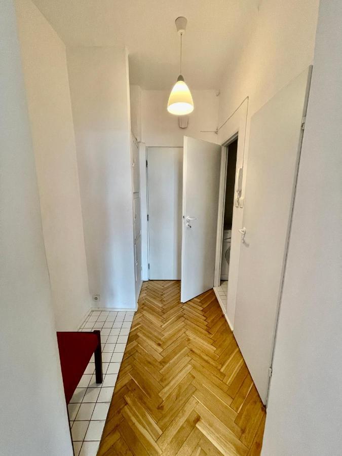 Super Beauty Metro Wifi 65'Tv Netflix Hbo Appletv+ Apartman Varsó Kültér fotó